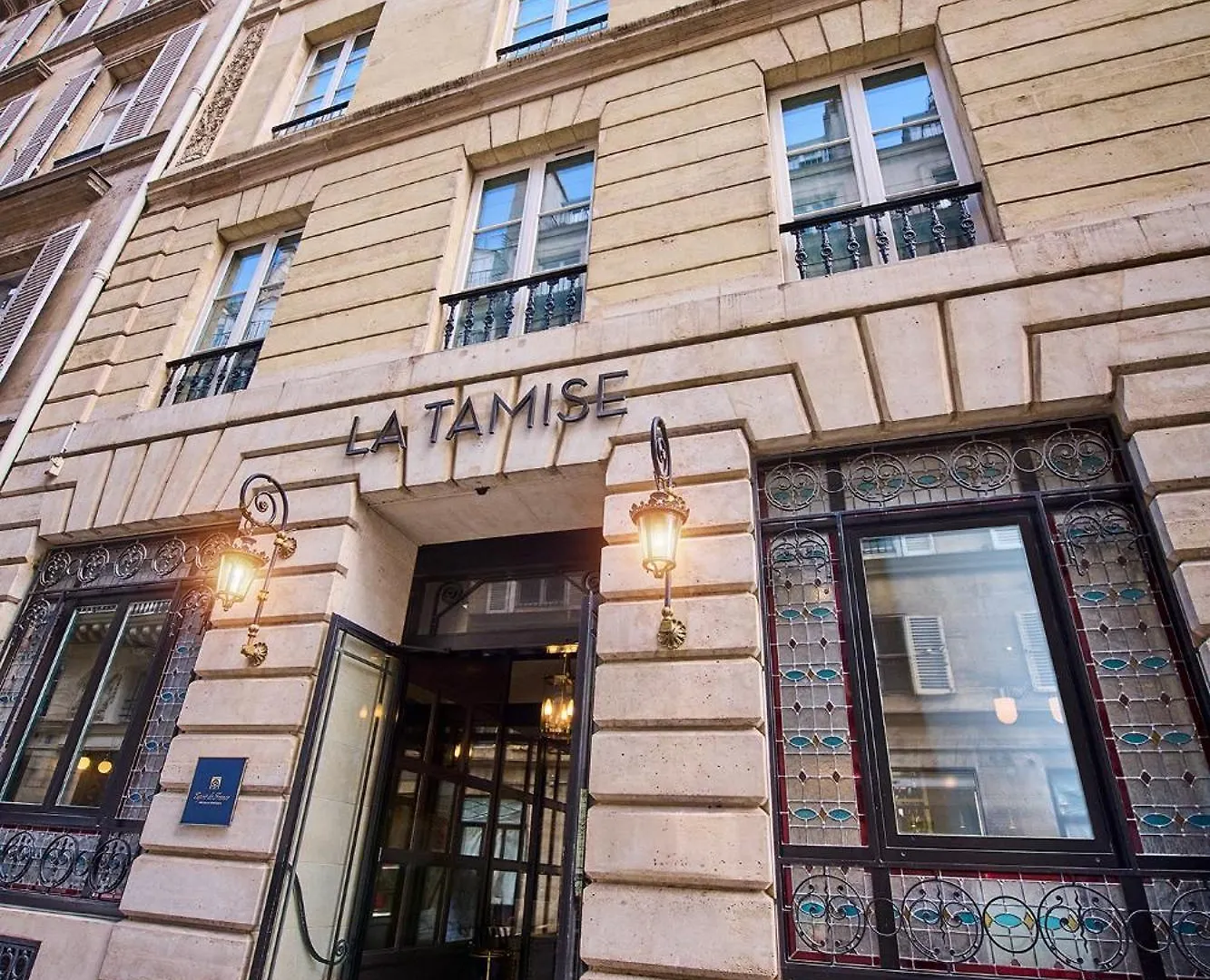 Hotel La Tamise - Esprit De France 4*