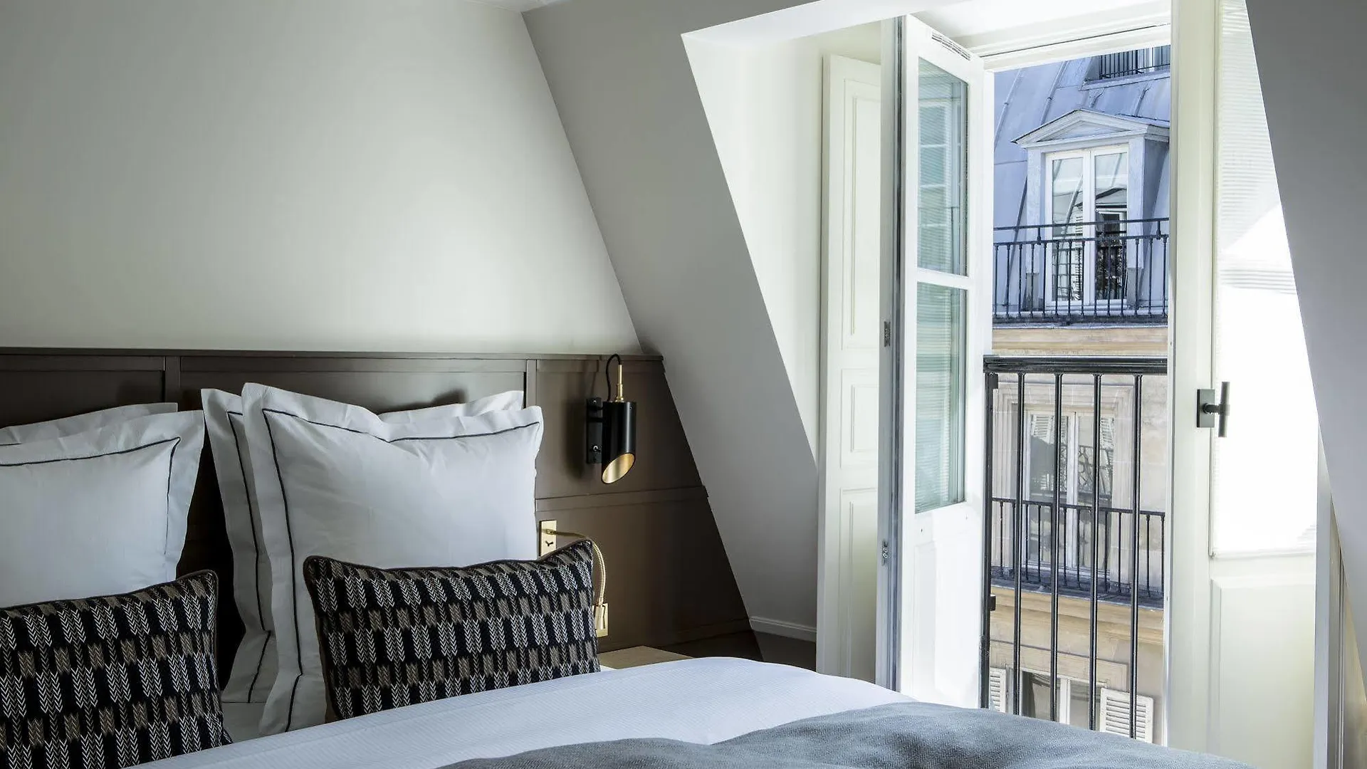 La Tamise - Esprit De France 4*